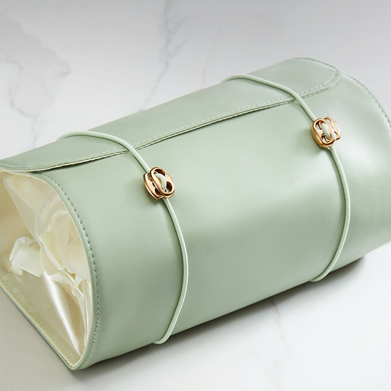 Personalized Embroidered Roll-Up Packaging Toiletry Bag