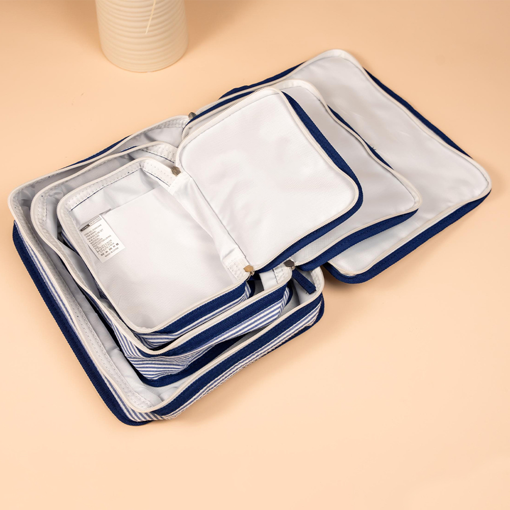 Personalized Embroidery Seersucker Travel Packing Set
