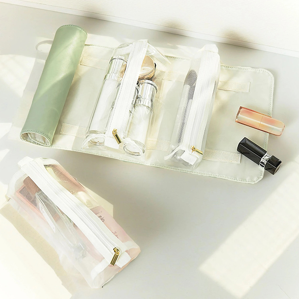 Personalized Embroidered Roll-Up Packaging Toiletry Bag