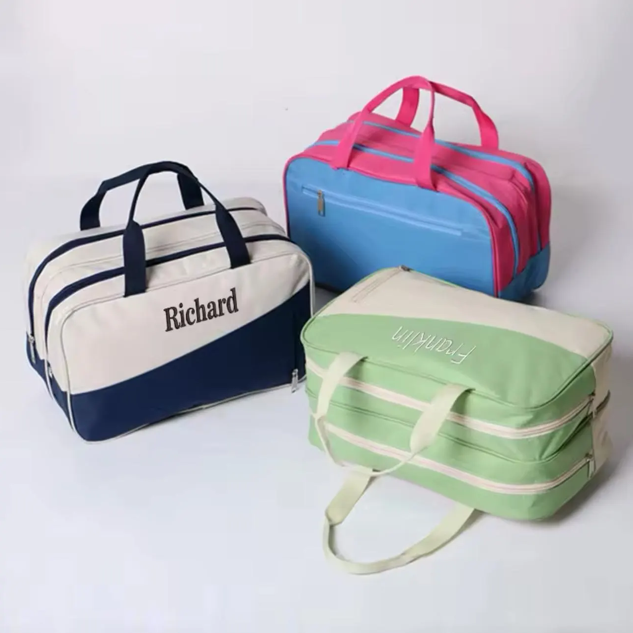 Personalized Embroidered Large Capacity Sports Amenity Bag