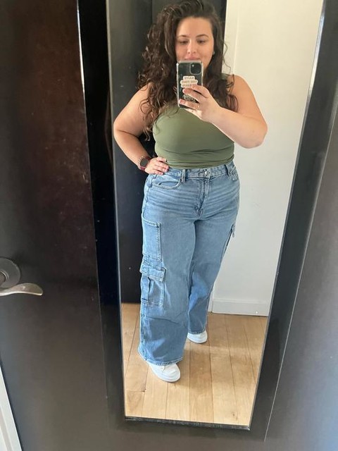 Drape Super High-Waisted Baggy Wide-Leg Jean