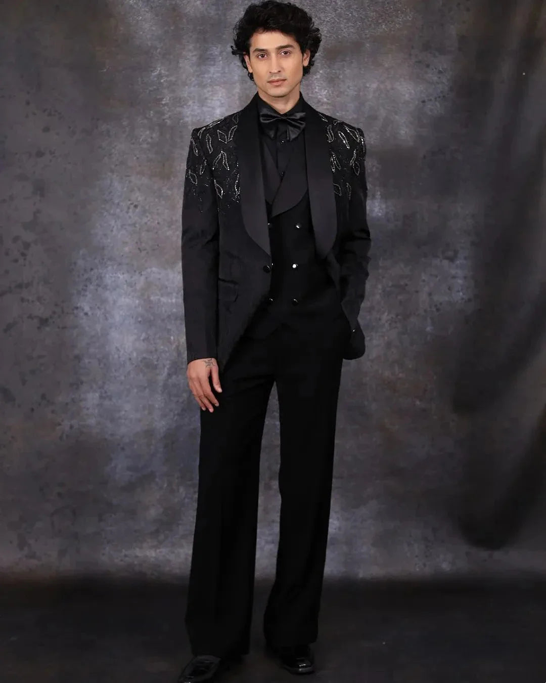 3 Pieces Crystals Beaded  Prom Luxury Men Suit Blazer Vest Pants One Button Tuxedo Slim Wedding Groom Plus Size Costume Homme
