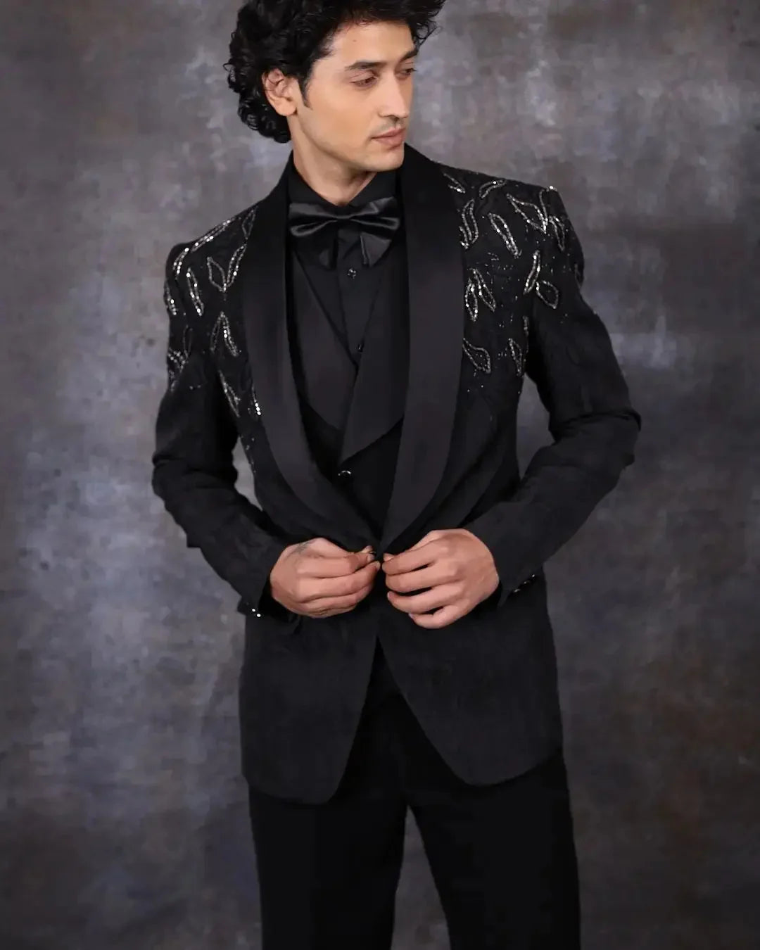 3 Pieces Crystals Beaded  Prom Luxury Men Suit Blazer Vest Pants One Button Tuxedo Slim Wedding Groom Plus Size Costume Homme