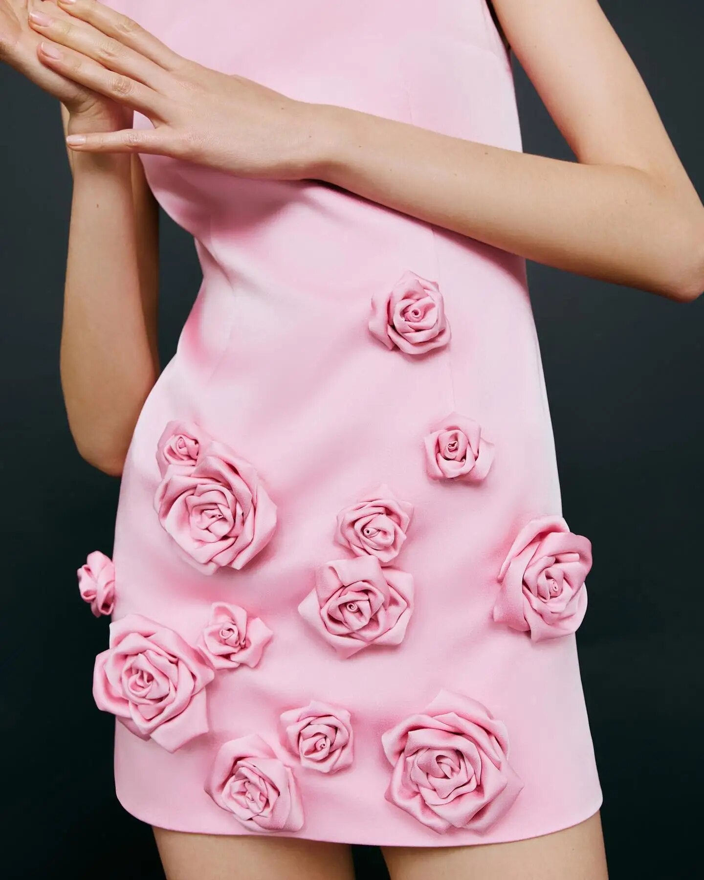 New Women's Pink 3D Flower Sexy Sleeveless Round Neck Tight Mini Dress Slim Fit Elegant Celebrity Party Dress