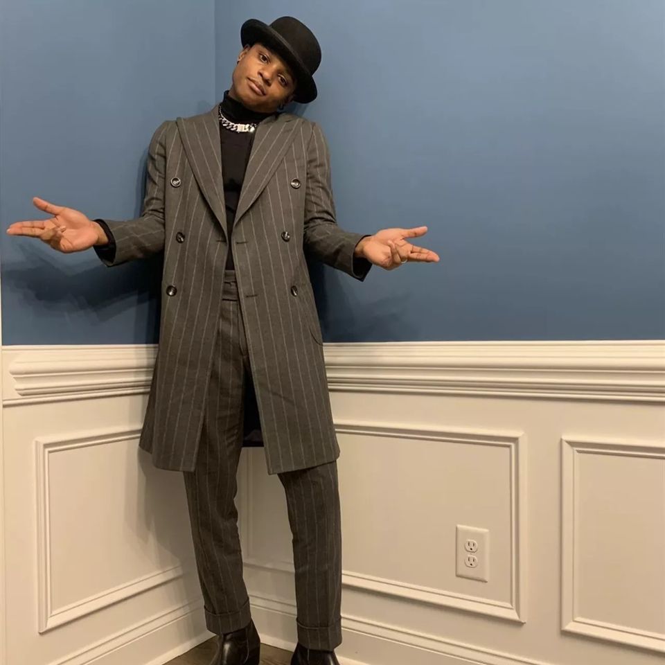 Dark Gray Men Suit Tailor-Made 2 Pieces Long Blazer Pants Tuxedo Double Breasted Pinstripes Fashion Wedding Groom Prom Tailored