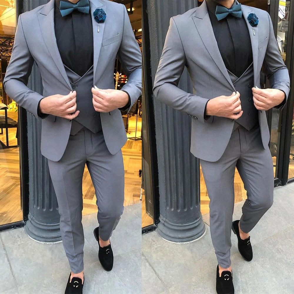 Formal Gray Men Wedding Tuxedos 3 Pieces Slim Fit Peaked Lapel Groom