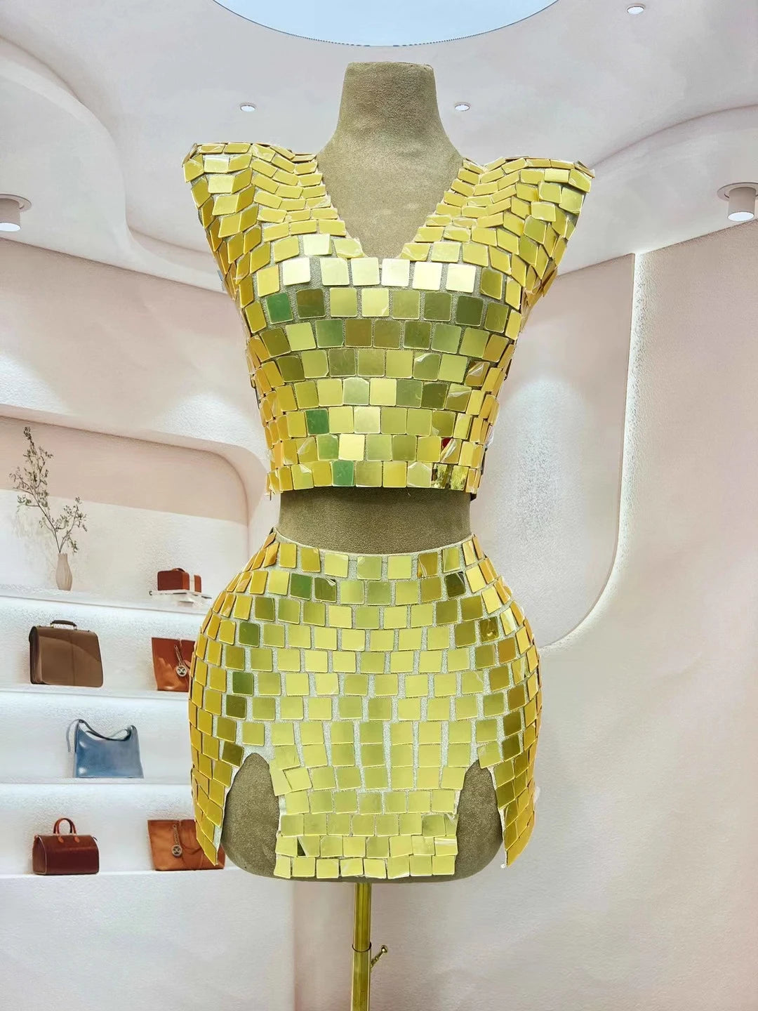Sexy Gold Mirrors Outfit Set Women Evening Celebrate Mini 2 Pieces Set Birthday Dance Skirt Prom Party Dress Collections