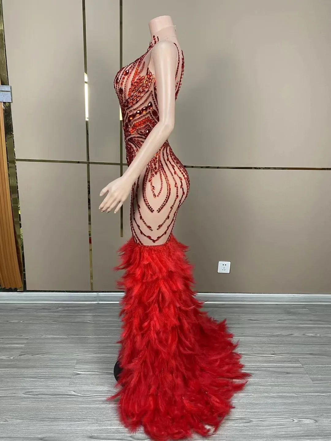 Shinning Red Rhinestones Luxury Feather Sleeveless Sexy Sheath Floor-length Dress Evening Party Prom Performance Costume