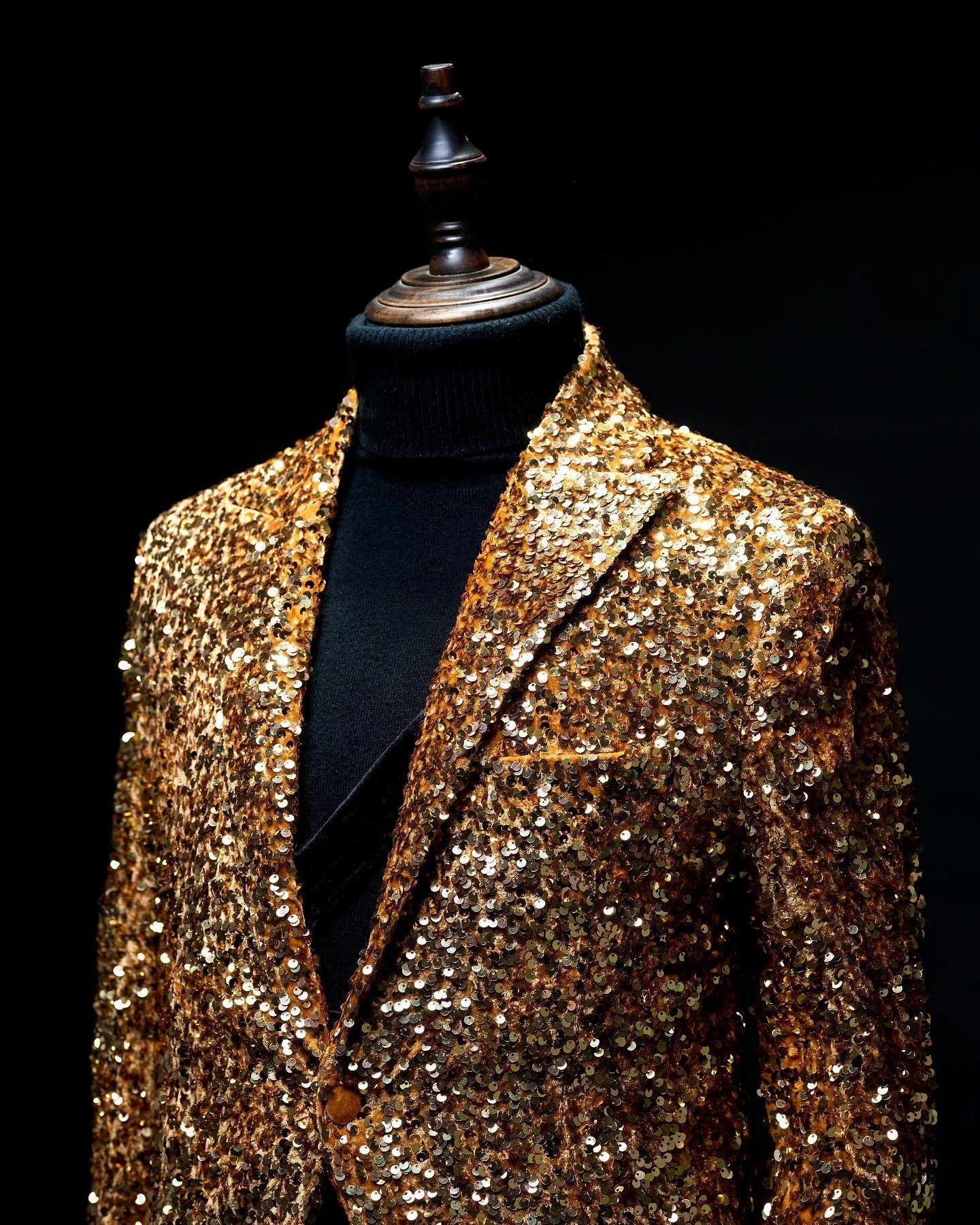 Sparkly Wedding Suits For Men 2 Pieces Blazer Pants Sequins One Button Formal Work Wear Slim Wedding Groom Plus Size Tailored
