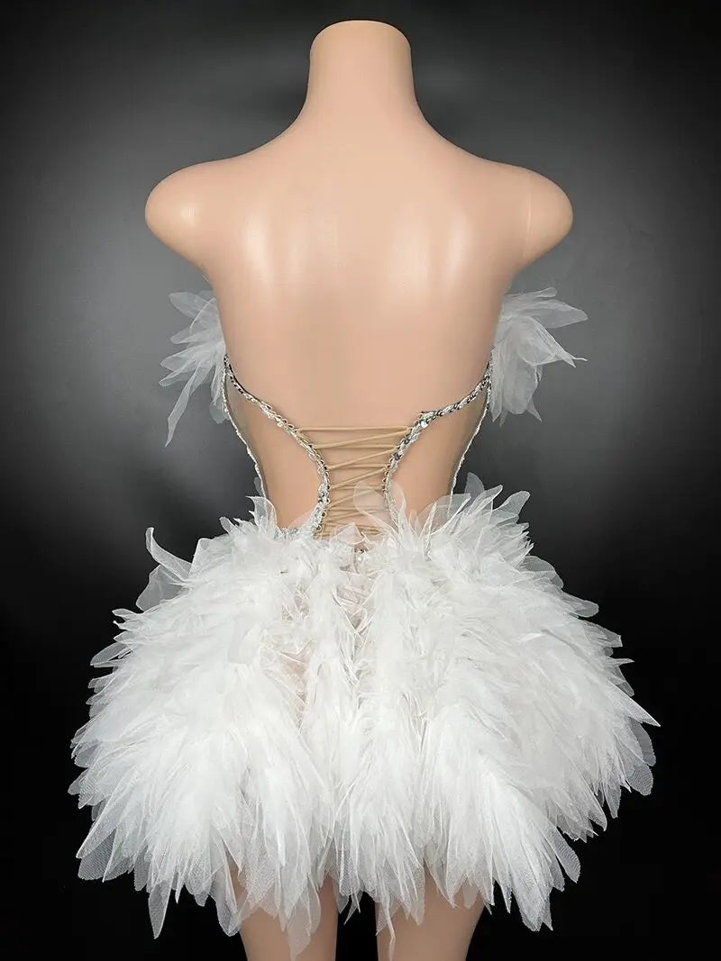 White Color  Sexy Strapless Mini Sheath Two-Pieces Set Birthday Evening Party Dress Bar Nightclub Singer Dancer Stage Wear