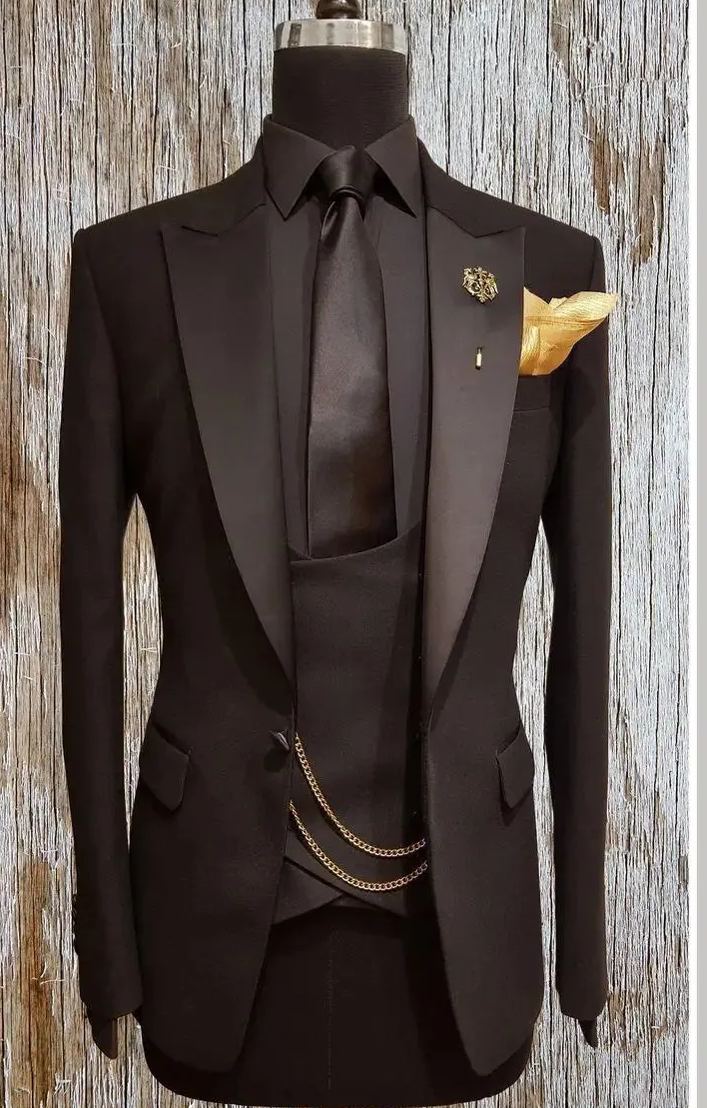 Costume Homme Black Peak Lapel Men Suits 3 Pieces Slim Fit Set Groom Tuxedos Terno Wedding Blazer (Jacket+Pants+Vest)