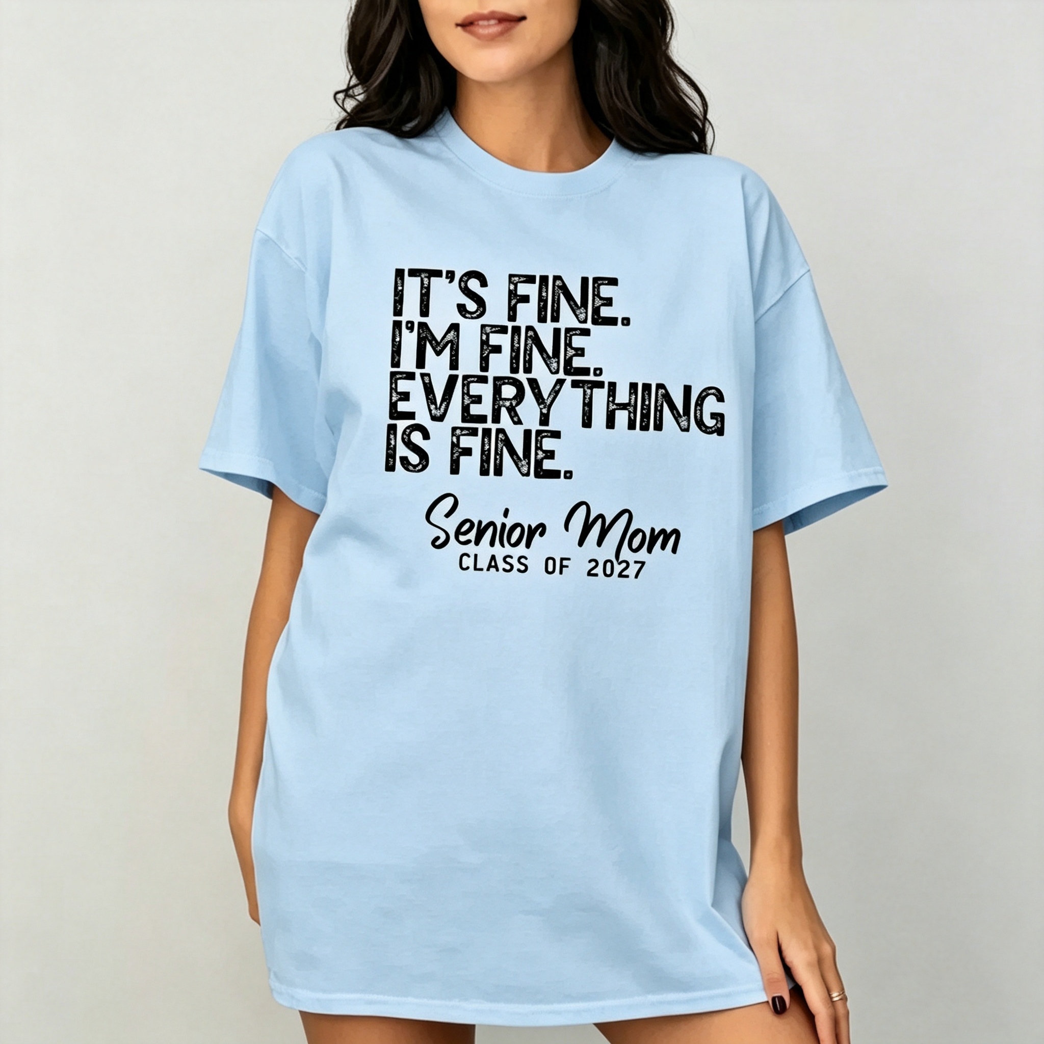 Senior Mom Class of 2027 Proud Parent Graduation T-Shirt