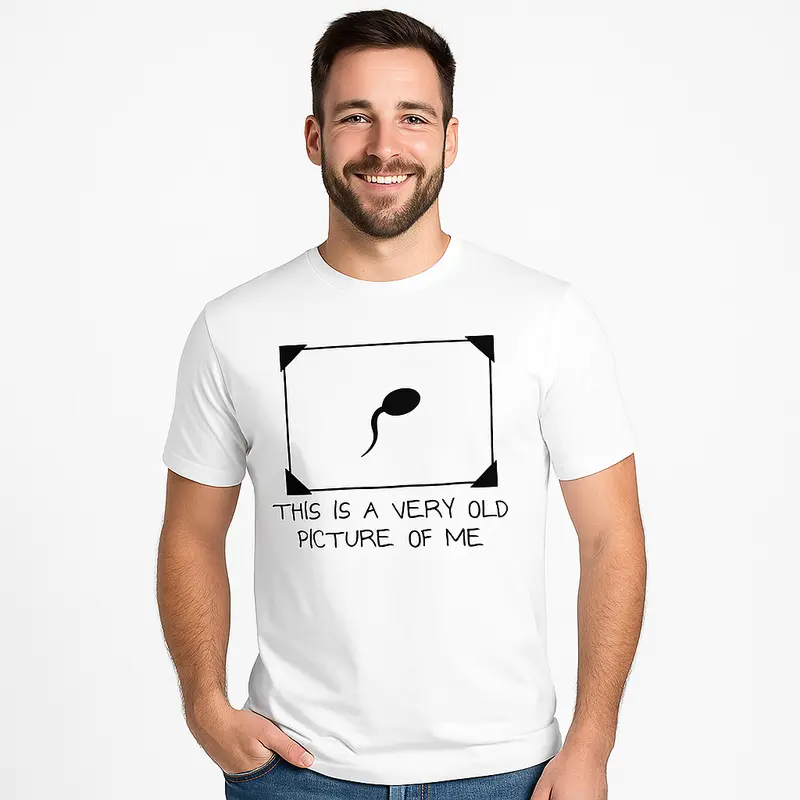 "This is a very old picture of me" T-Shirt