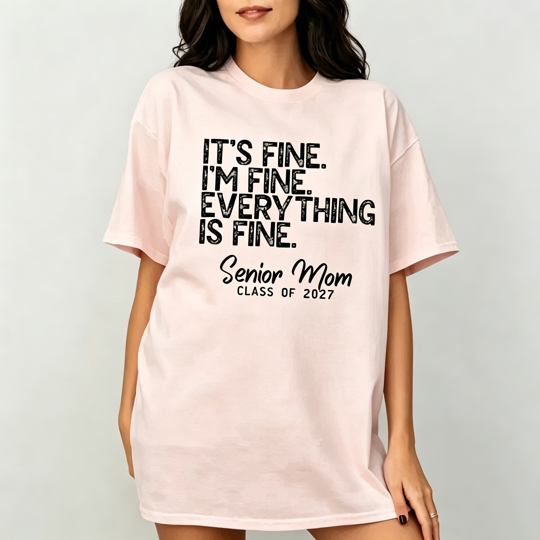 Senior Mom Class of 2027 Proud Parent Graduation T-Shirt