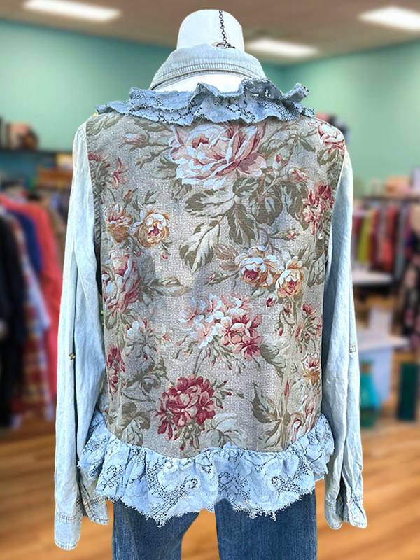 Romantic Garden Jacquard Ruffle Vest