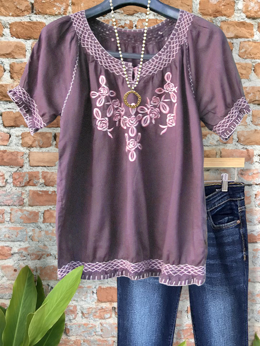 Retro Elegant Embroidered Short Sleeve Top