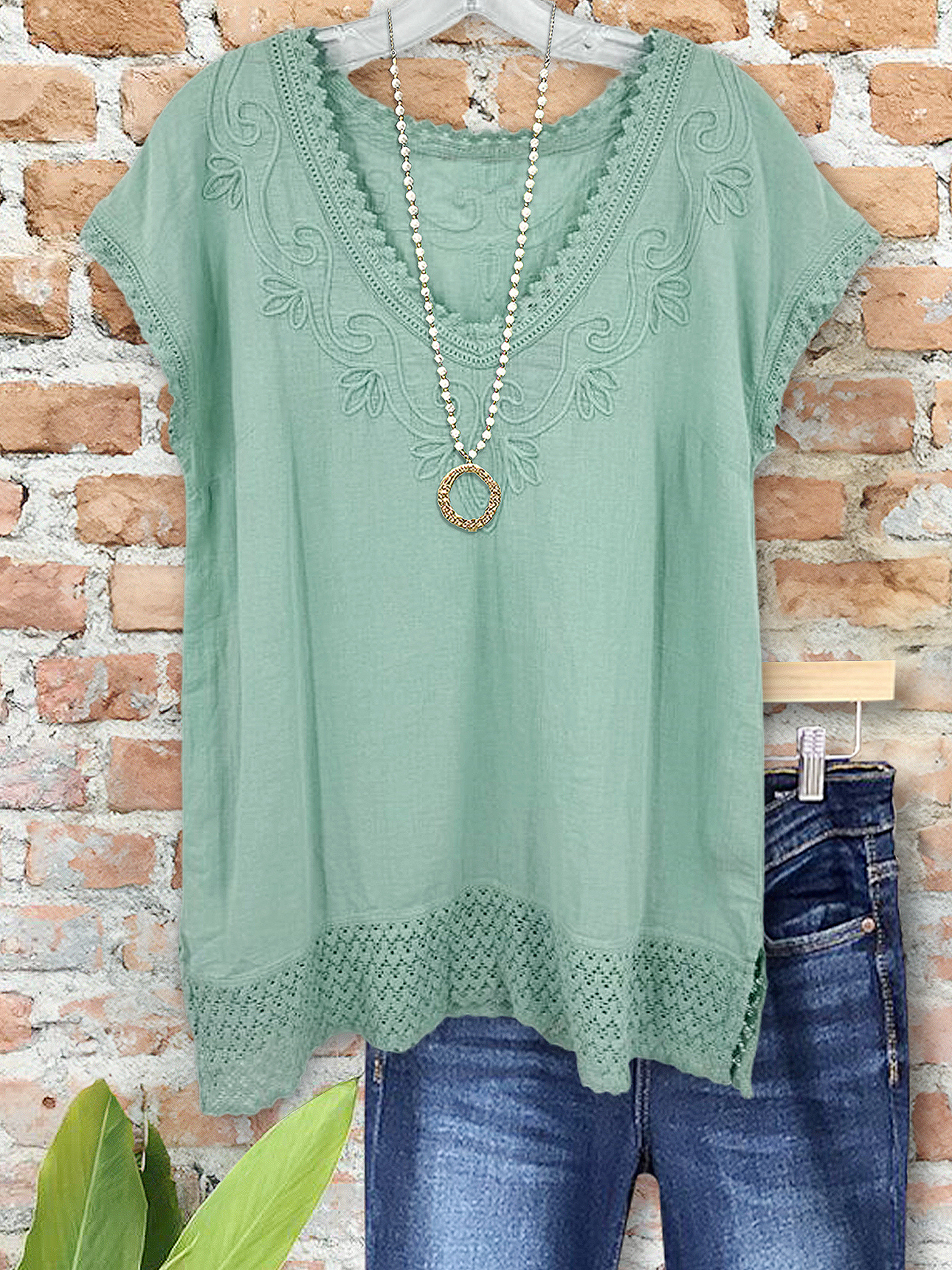 Women's top | Gentle Holiday Embroidery Crochet Patchwork Top |Website-shopcharmingrose