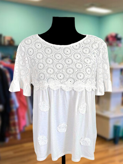 Casual Cutout Floral Embellished Top