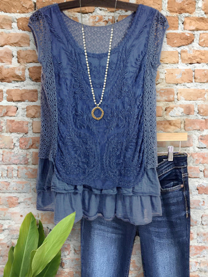 Vintage Embroidered Crochet Patchwork Crew Neck Top