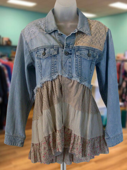 Pastoral Style Floral Patchwork Denim Jacket