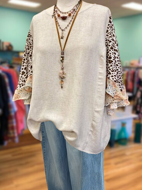Elegant Leopard Print Ruffled Elbow Sleeve Top