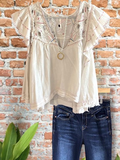Casual Floral Embroidered Ruffle Short Sleeve Top