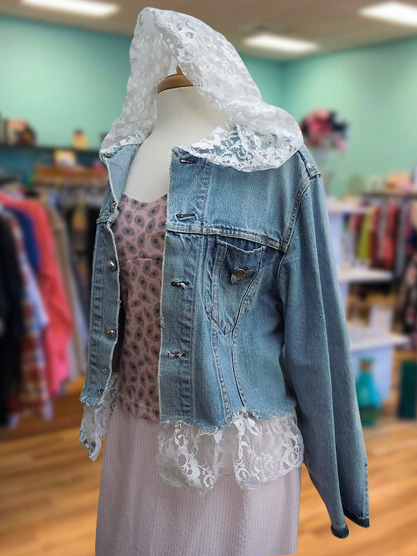 Casual Pocket Lace Hooded Denim Jacket