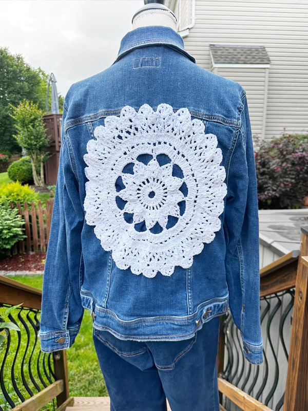 Women's outerwear | Jean Jacket With Crochet Medalion And Accents |Website-shopcharmingrose