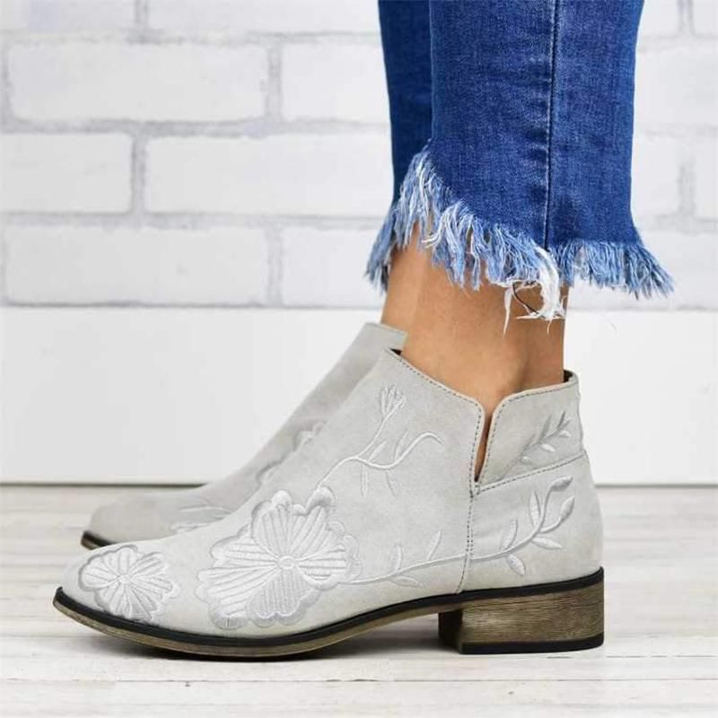 Women's Fashion Flower Embroidery Zipper Ankle Boots Retro Pointed Toe Flat Booties