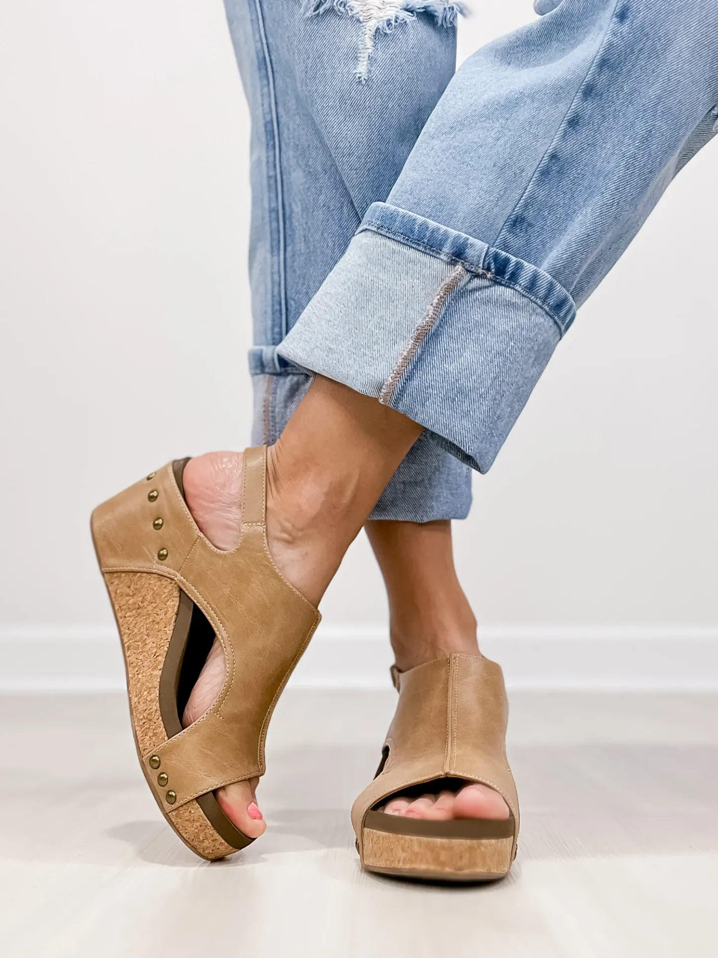 NEW SUMMER WOMEN'S WEDGE FLAT SHOES