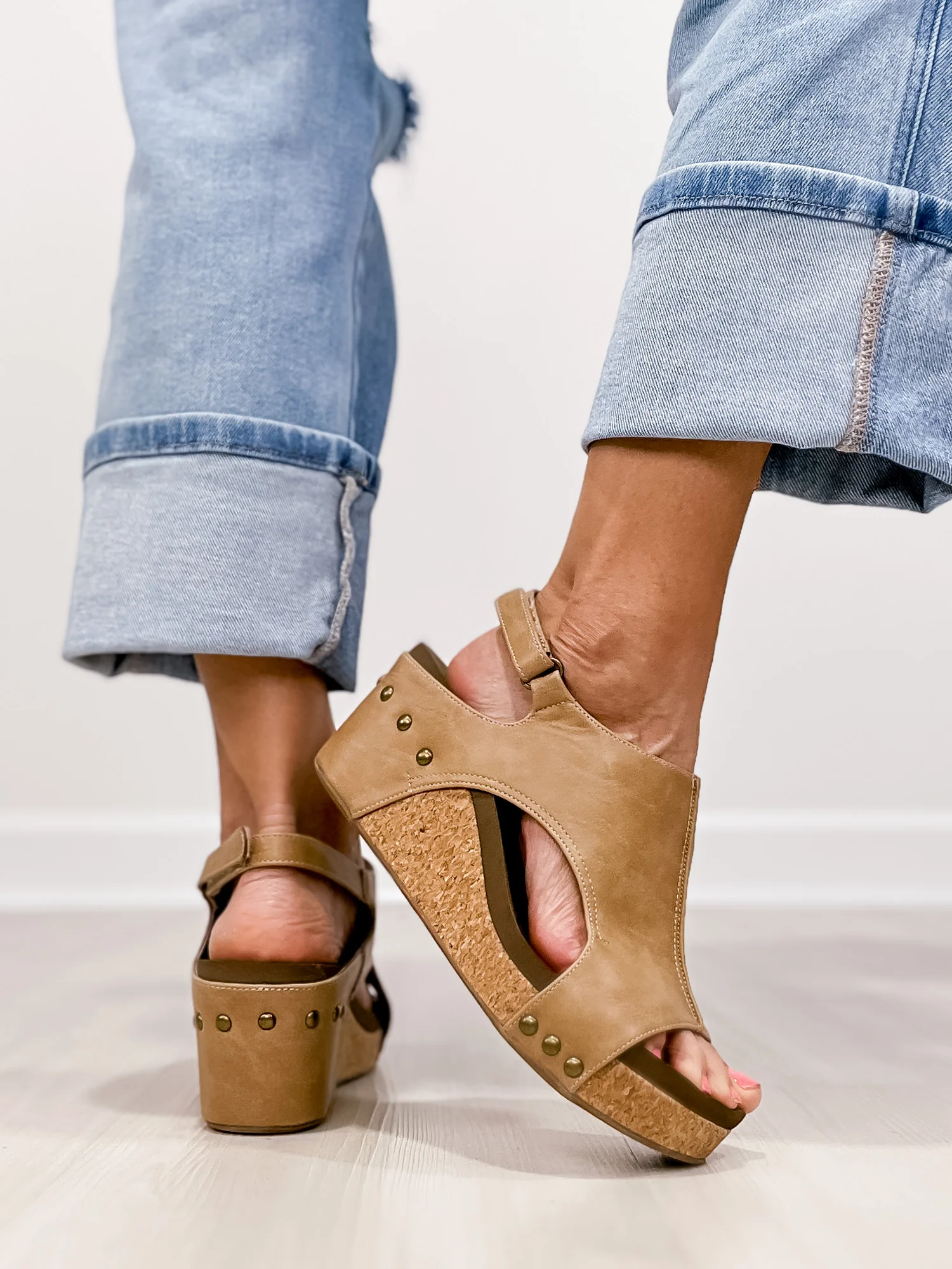 NEW SUMMER WOMEN'S WEDGE FLAT SHOES