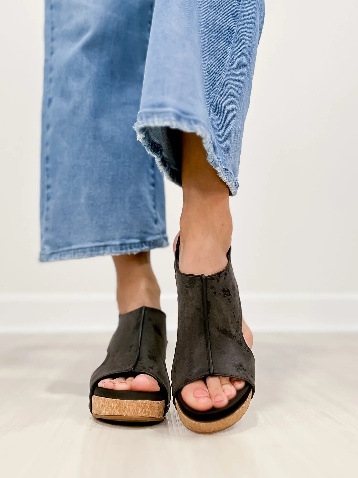 NEW SUMMER WOMEN'S WEDGE FLAT SHOES