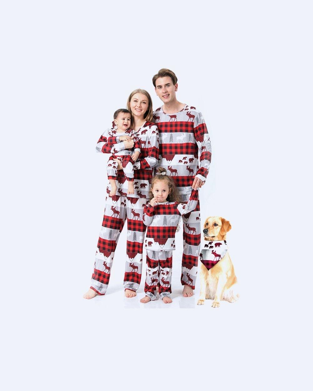 Reindeer Printed Family Christmas Pajamas With Dog