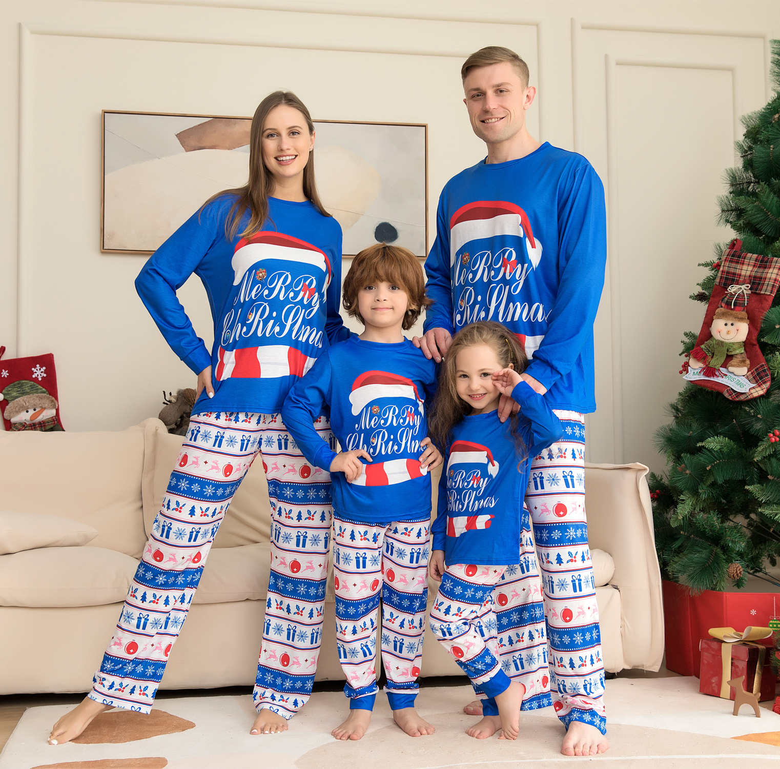 Merry Christmas Lettering Print Family Pajamas Matching Sets