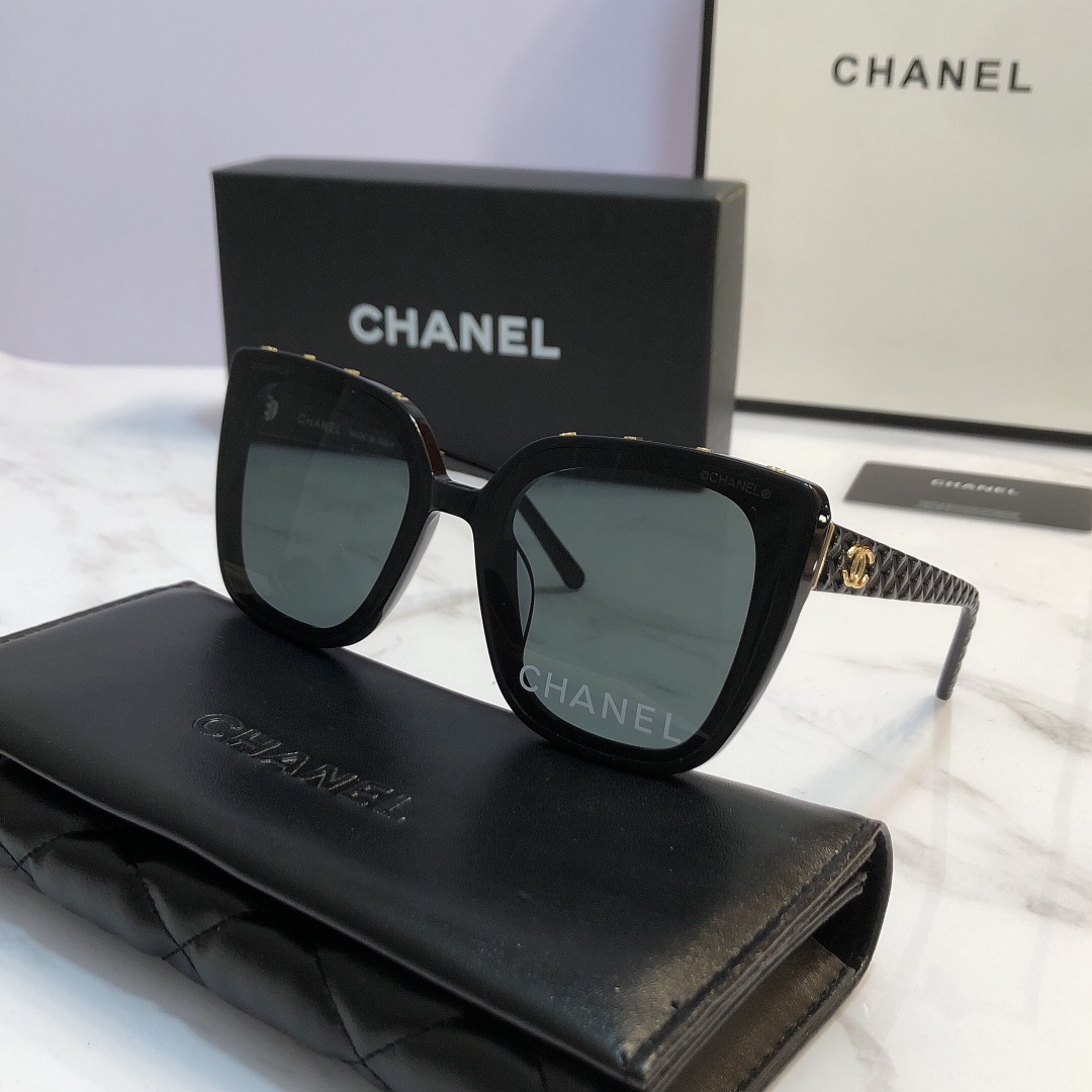 Chanel classic sunglasses