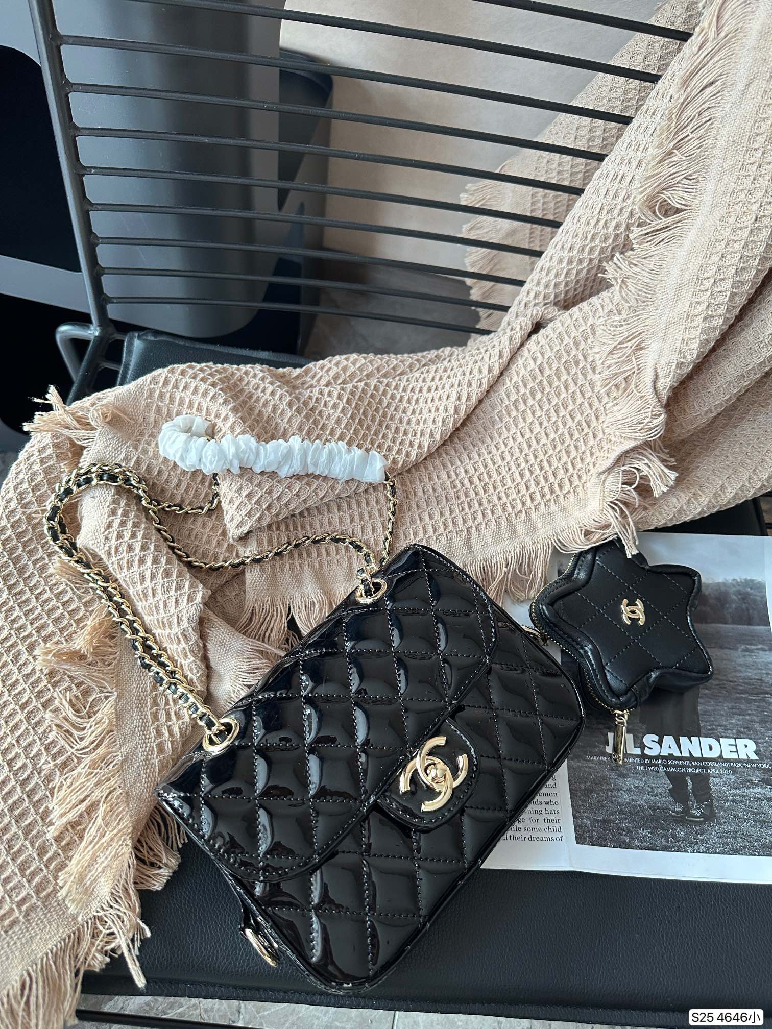 C Style CF Glossy Star Chain Bag