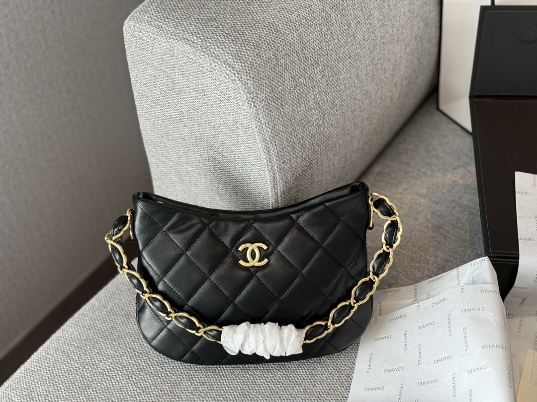 22k SheepSkin Hobo Armpit Bag