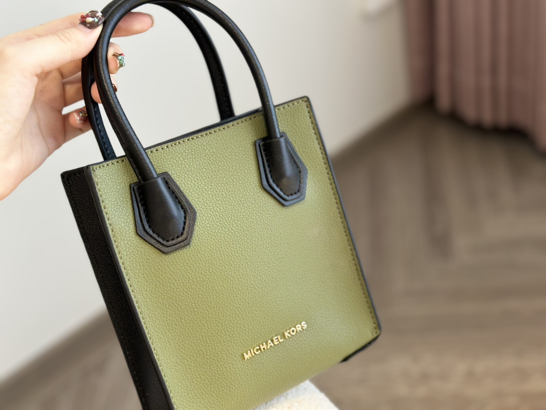M Style Piano Score Bag