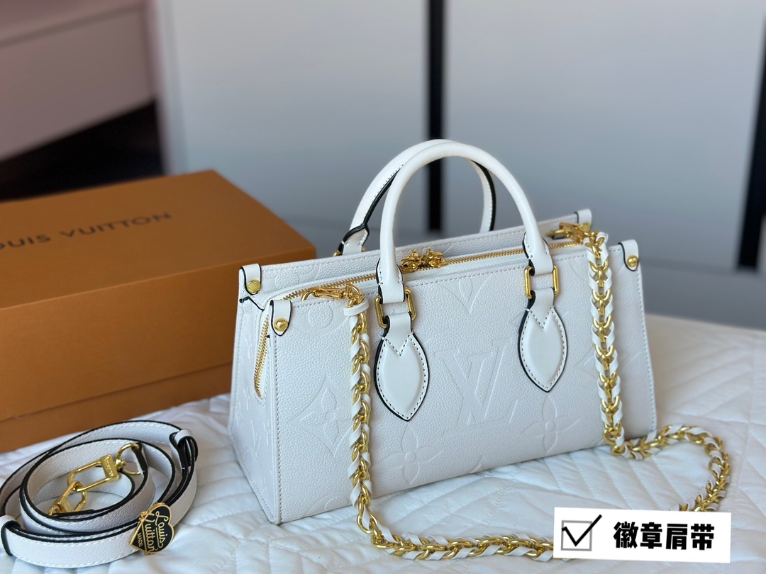 L Style On The Go East West Bag