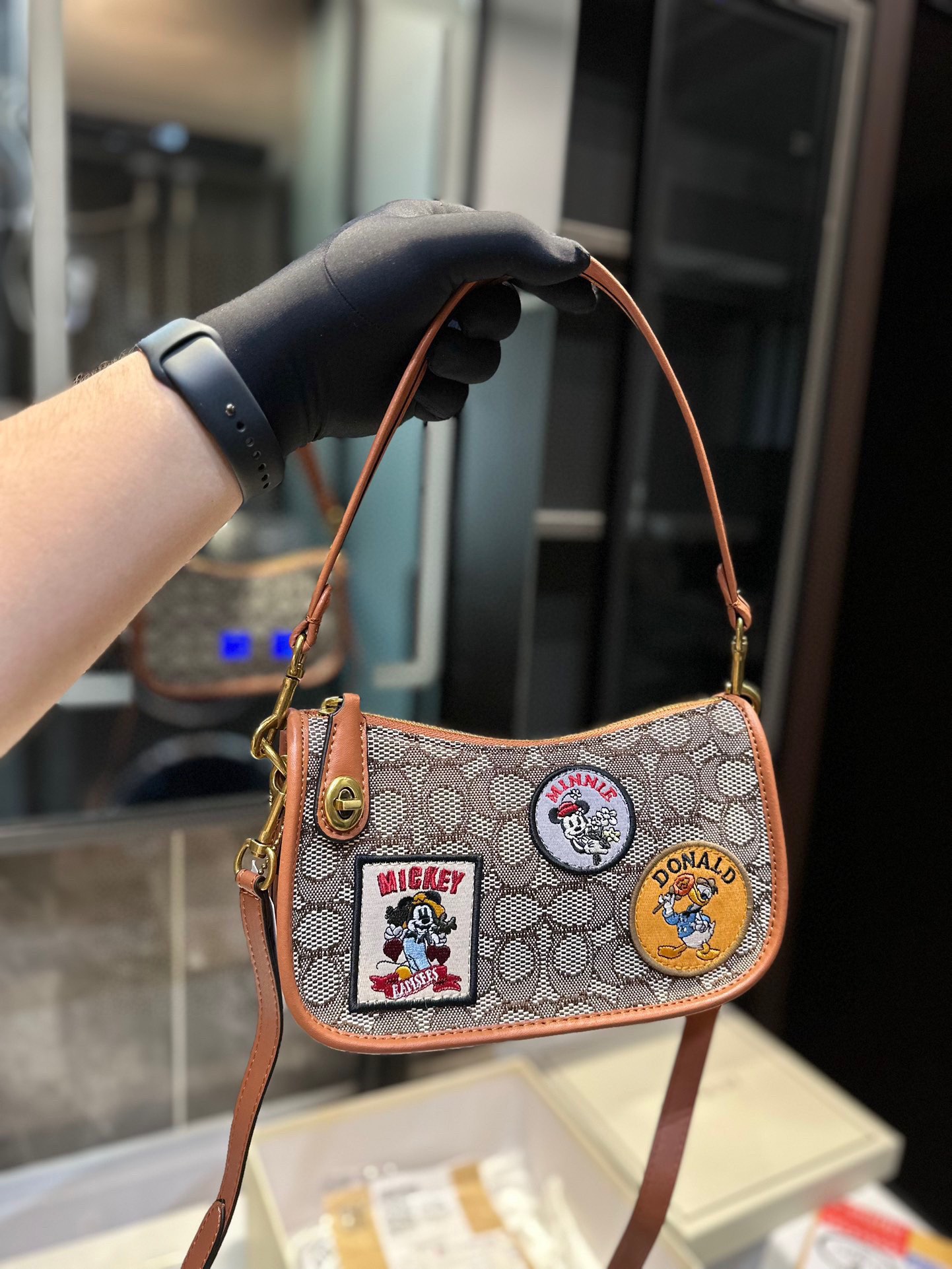 C Style Swinger Bag Shoulder Underarm Bag