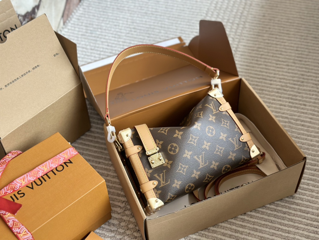 L Style Soft Trunk