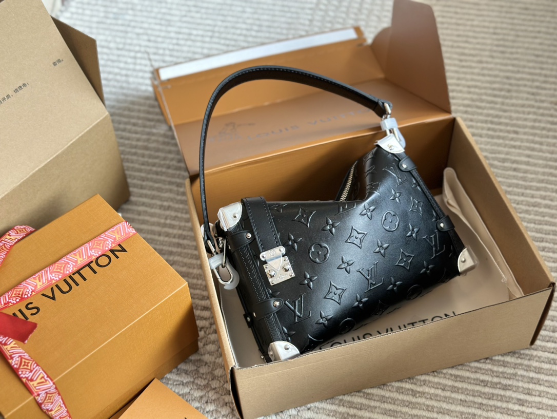 L Style Soft Trunk Bag