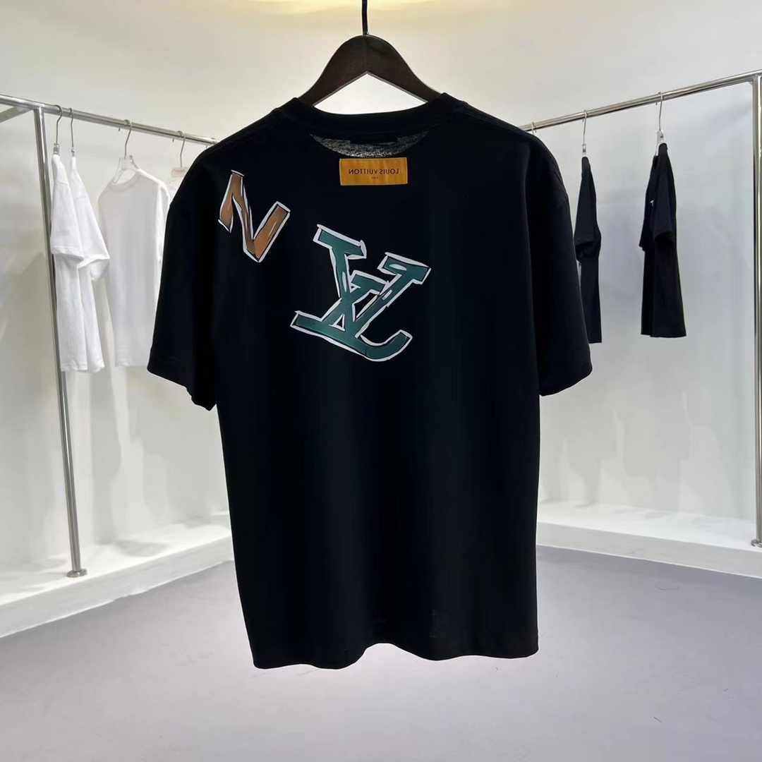 L style casual T-shirt
