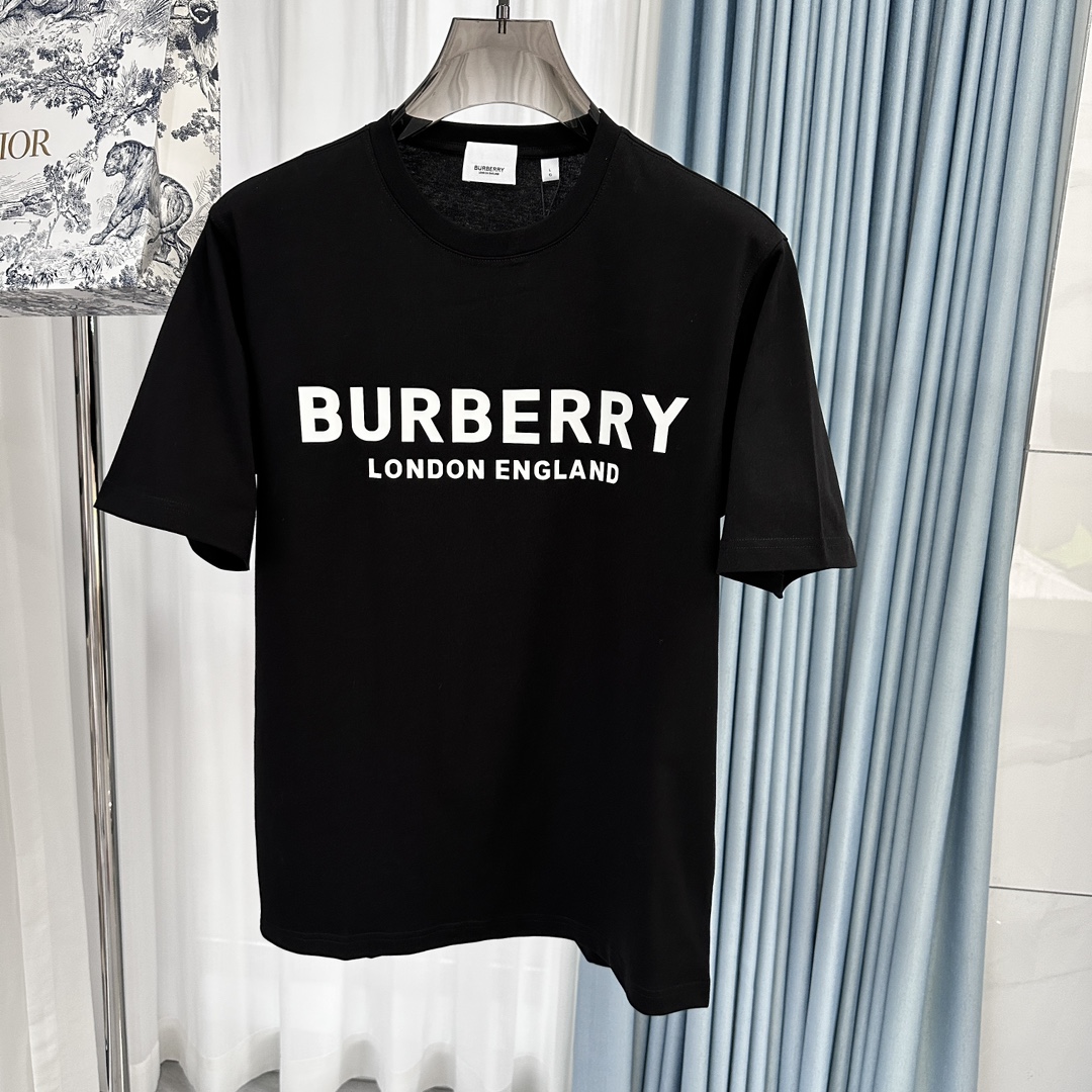B style casual T-shirt