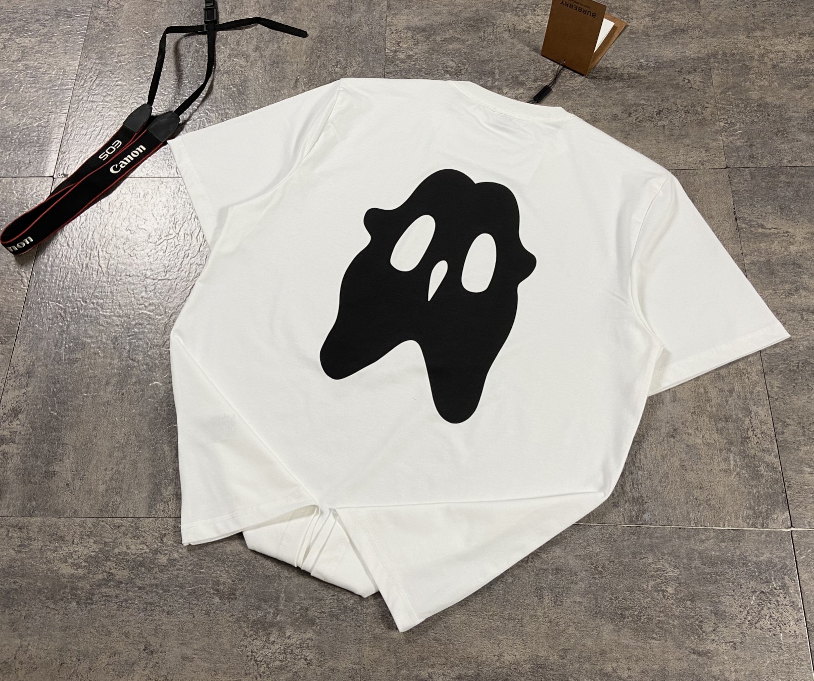 B style casual T-shirt