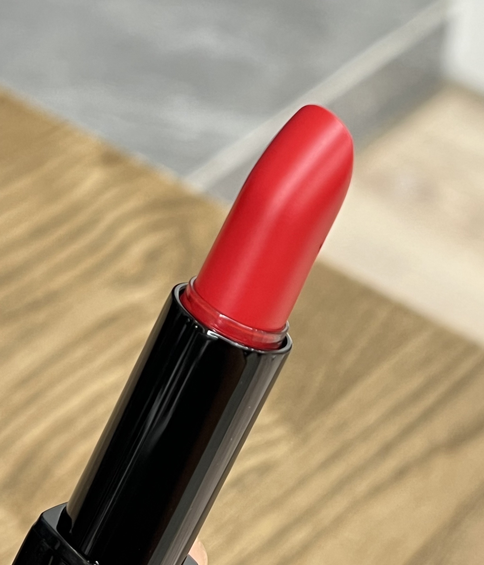C style Black tube matte press lipstick
