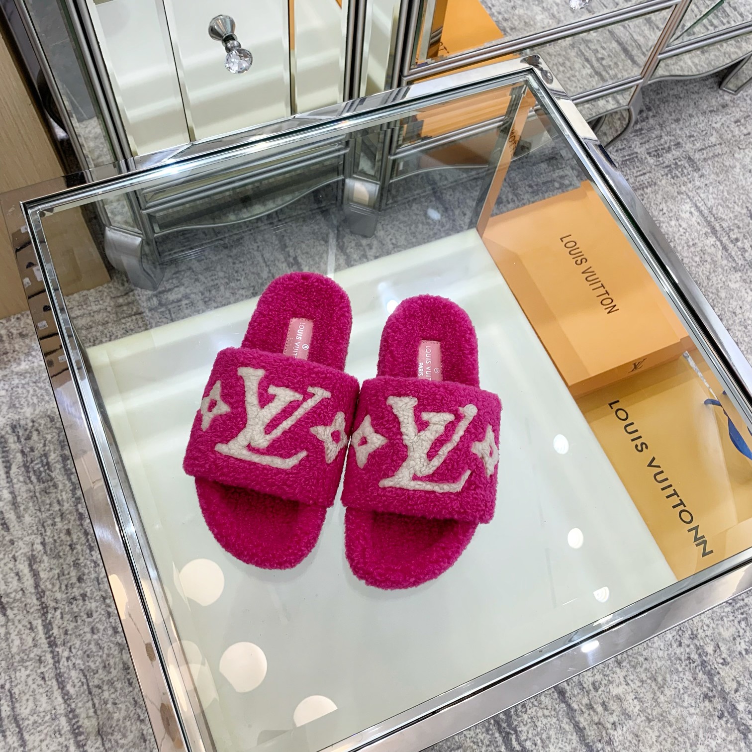 LV Women Slides Luxury Slippers