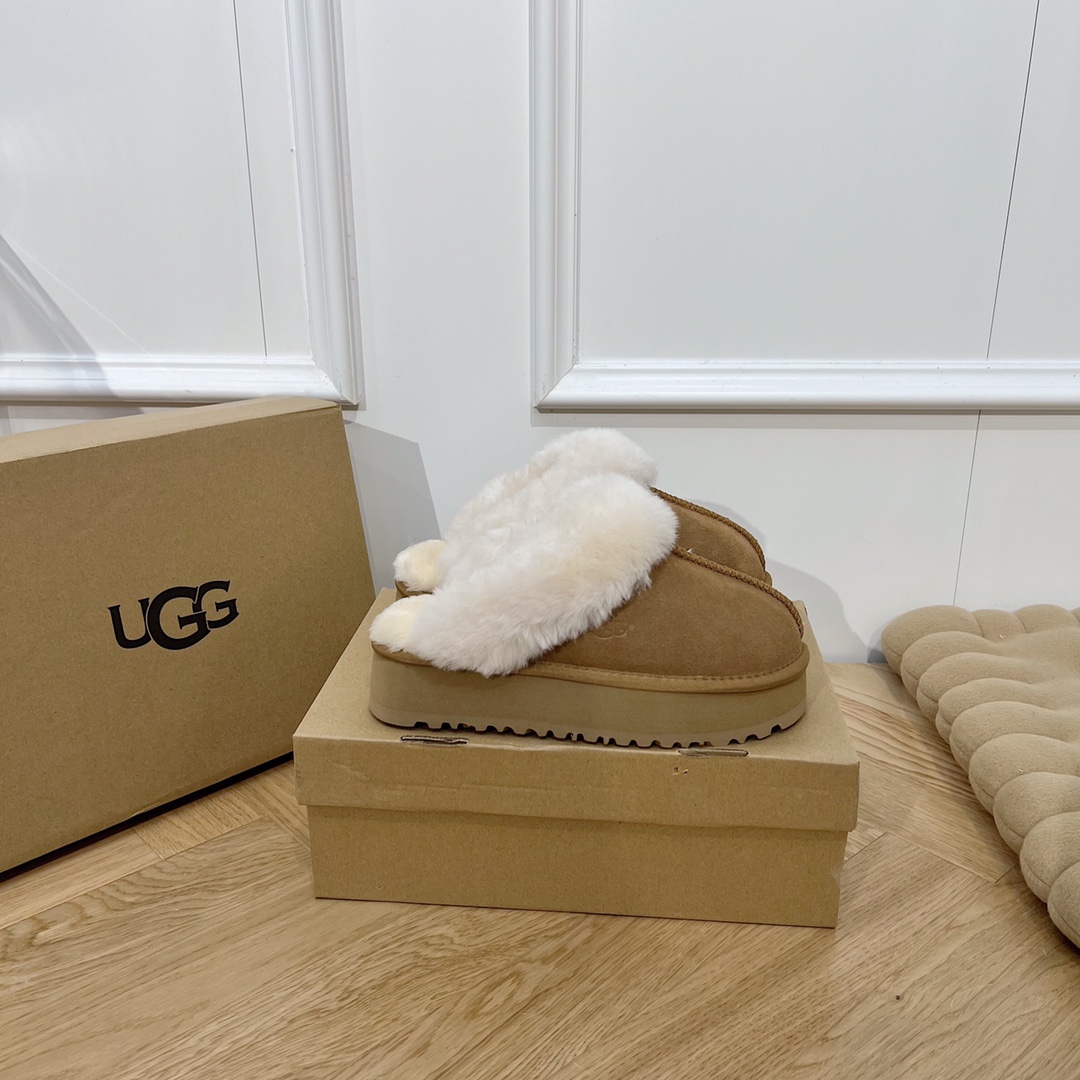 U Style Thick sole fur slippers size 38