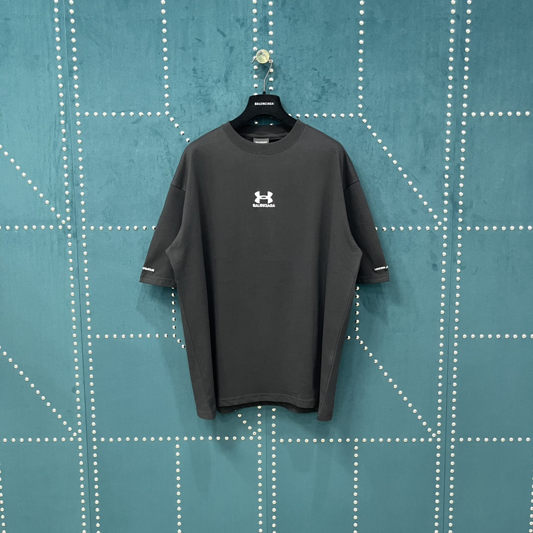 B style Embroidered short sleeves
