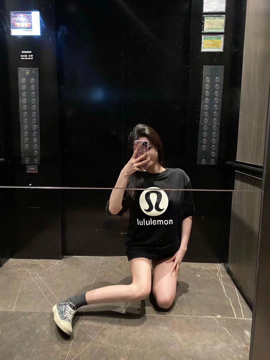 L style High-end black short-sleeve